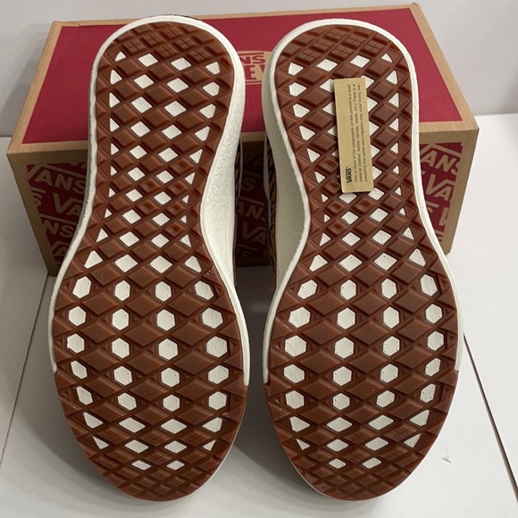 Vans Ultrarange Exo Se animals print striped ultra Cush women’s size 5 - Picture 9 of 11